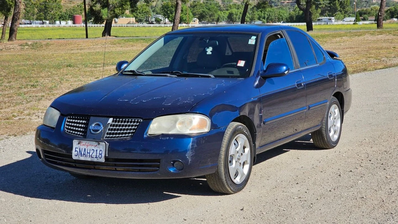 2005 Nissan Sentra 5th Gen - Image 5 of 12