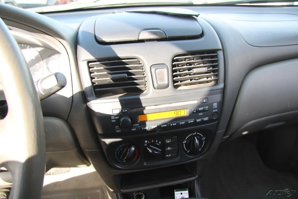 2005 Nissan Sentra 6th Gen - Image 16 of 21