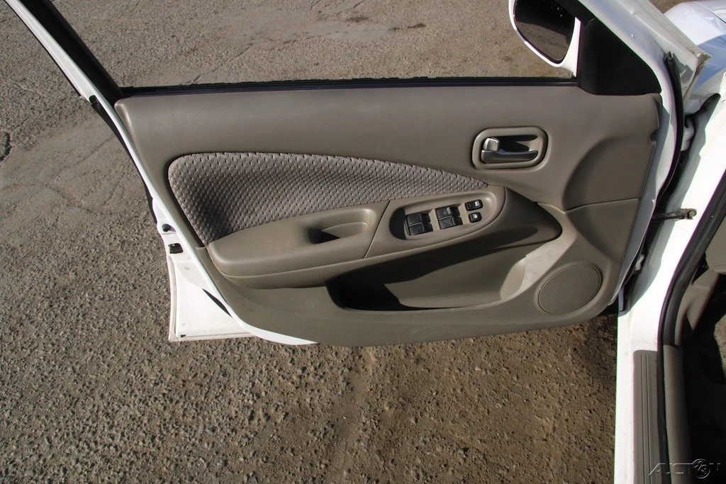 2005 Nissan Sentra 6th Gen - Image 11 of 21