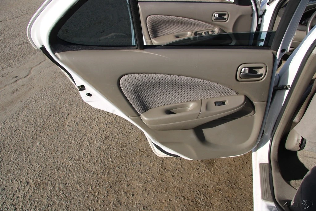 2005 Nissan Sentra 6th Gen - Image 18 of 21