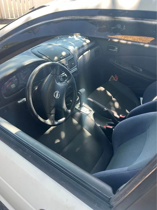 2005 Nissan Sentra 5th Gen - Image 2 of 4