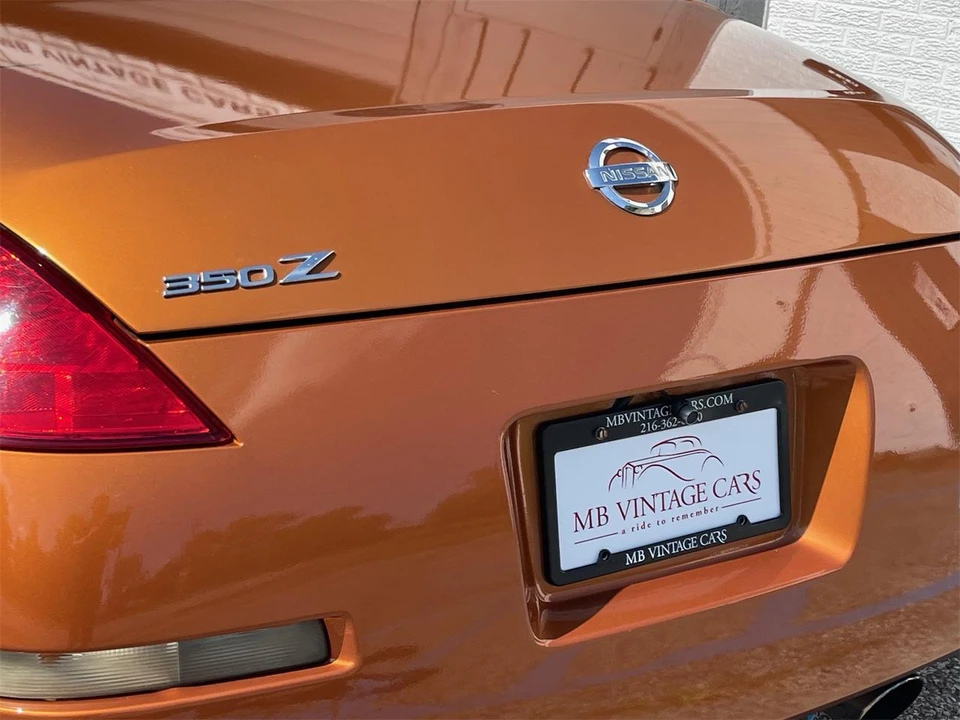 2005 Nissan 350Z 5th Gen - Image 11 of 31