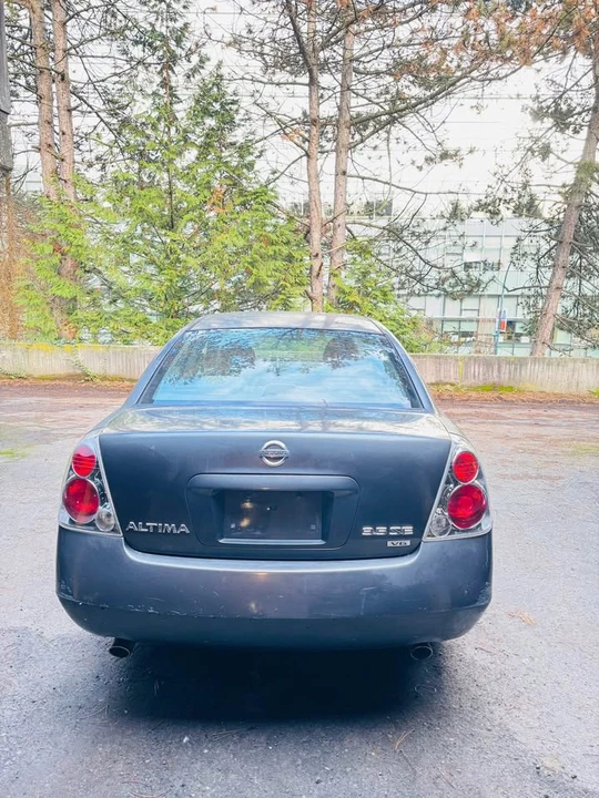 2005 Nissan Altima 3rd Gen - Image 4 of 8
