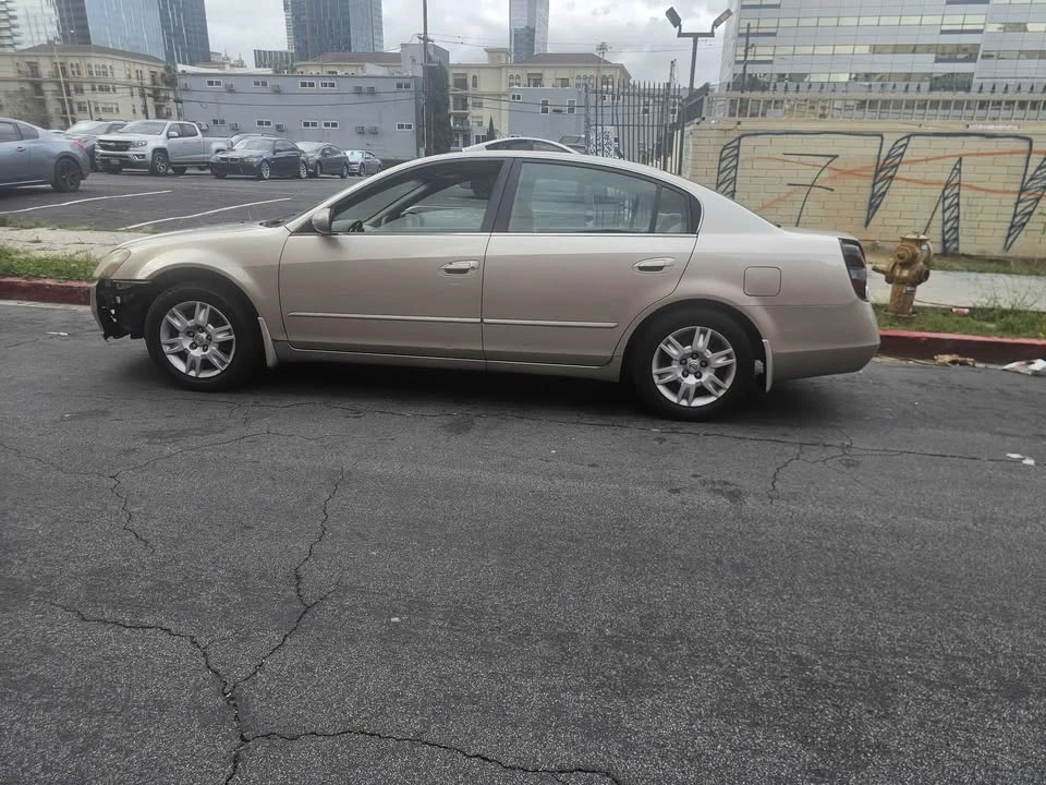2005 Nissan Altima 3rd Gen - Image 9 of 11
