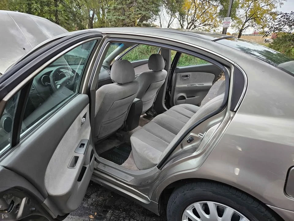 2005 Nissan Altima 3rd Gen - Image 6 of 12