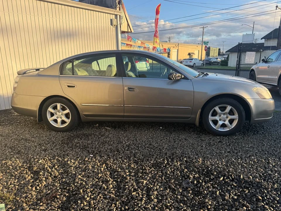 2005 Nissan Altima 3rd Gen - Image 3 of 7