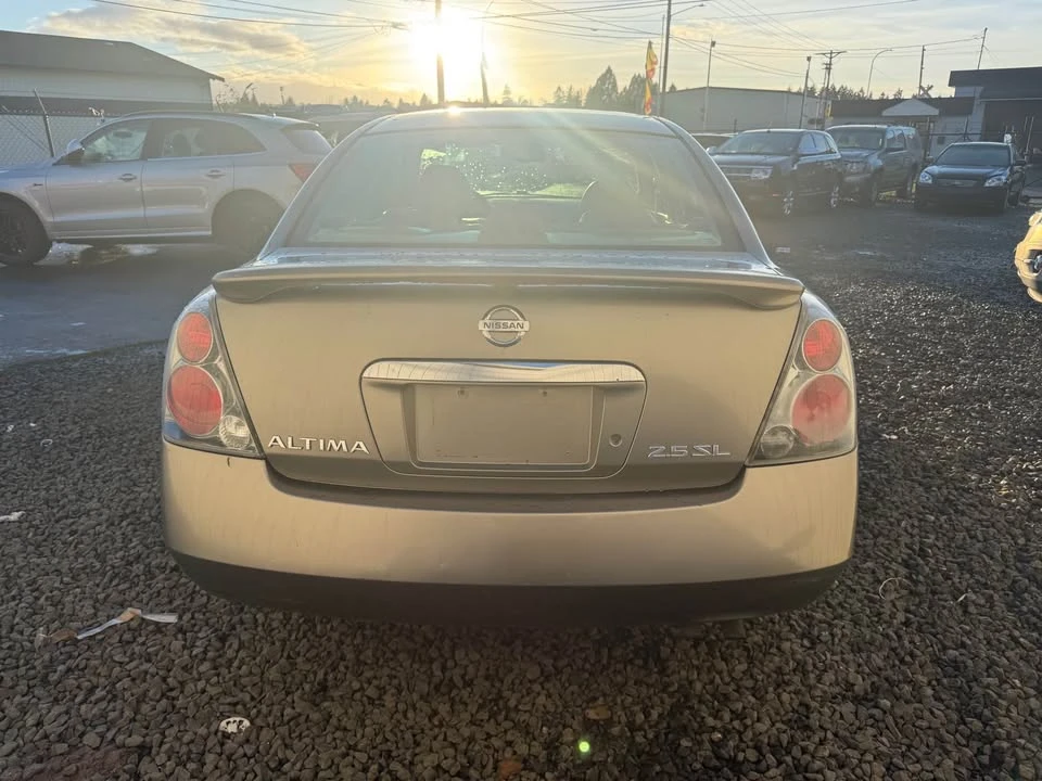 2005 Nissan Altima 3rd Gen - Image 4 of 7