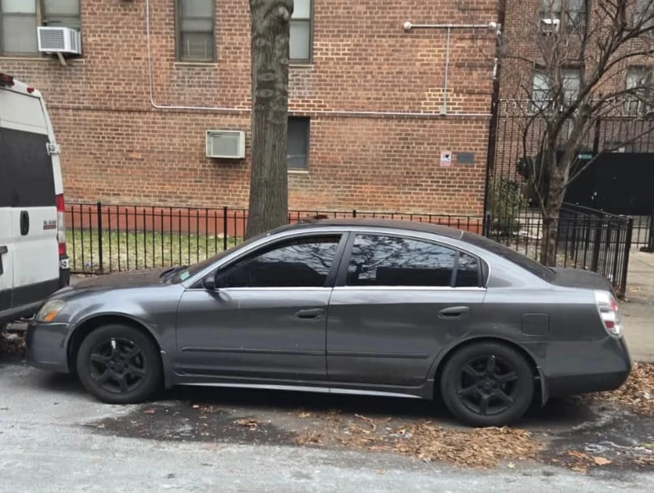 2005 Nissan Altima 3rd Gen - Image 3 of 3