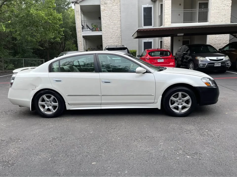 2005 Nissan Altima 3rd Gen - Image 6 of 19