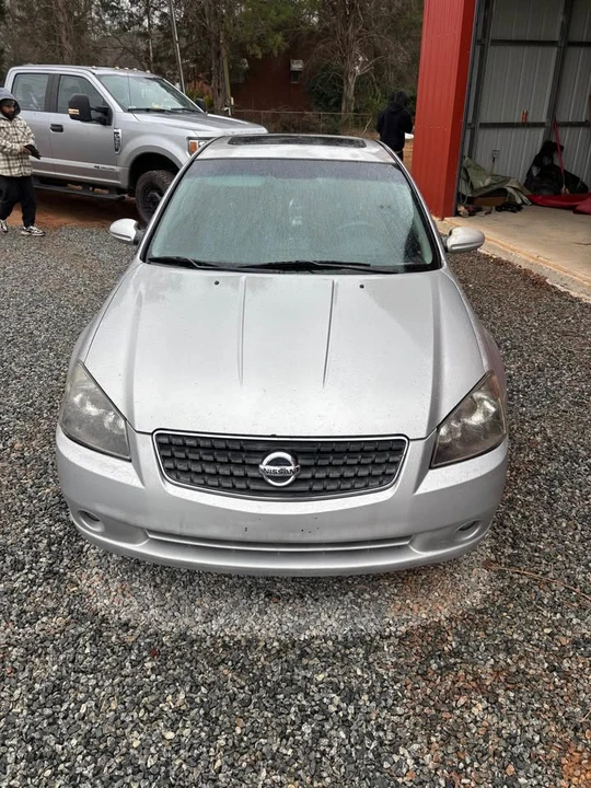 2005 Nissan Altima 3rd Gen - Image 2 of 7