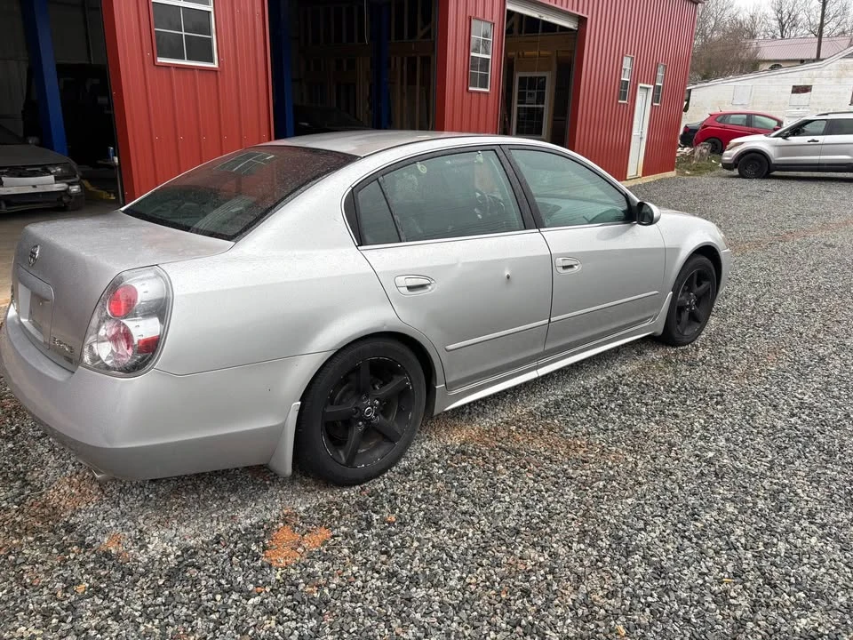 2005 Nissan Altima 3rd Gen - Image 5 of 7