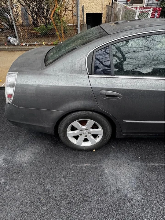 2005 Nissan Altima 3rd Gen - Image 8 of 17