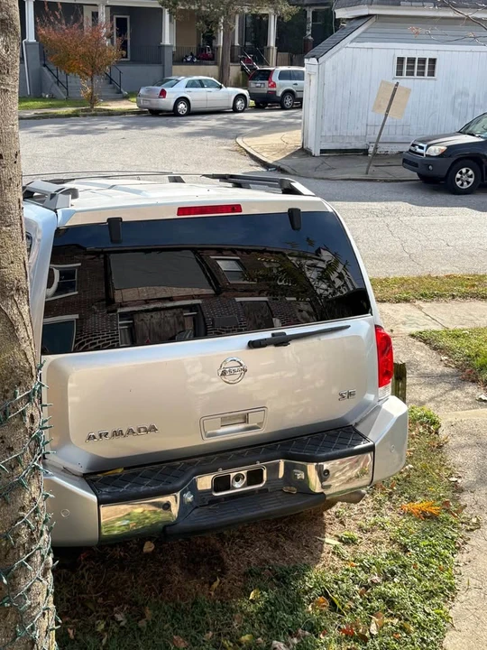 2005 Nissan Armada - Image 6 of 6