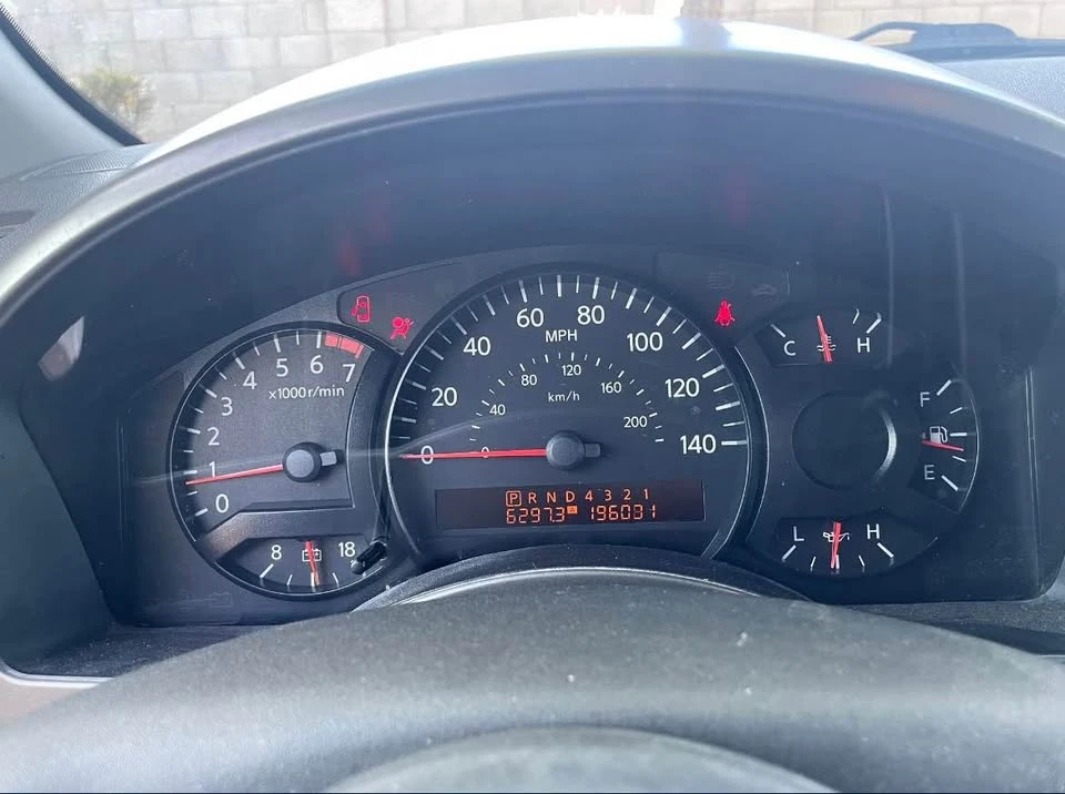 2005 Nissan Armada - Image 7 of 7