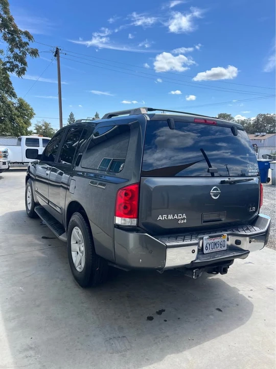2005 Nissan Armada - Image 3 of 12