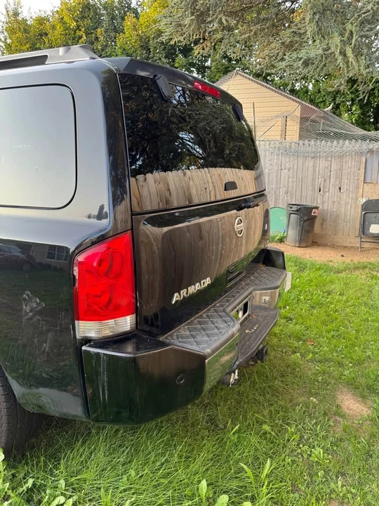 2005 Nissan Armada - Image 4 of 7