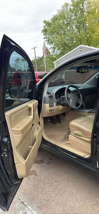 2005 Nissan Armada - Image 6 of 8