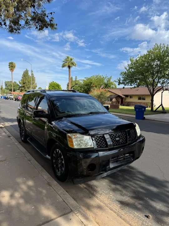 2005 Nissan Armada - Image 2 of 7