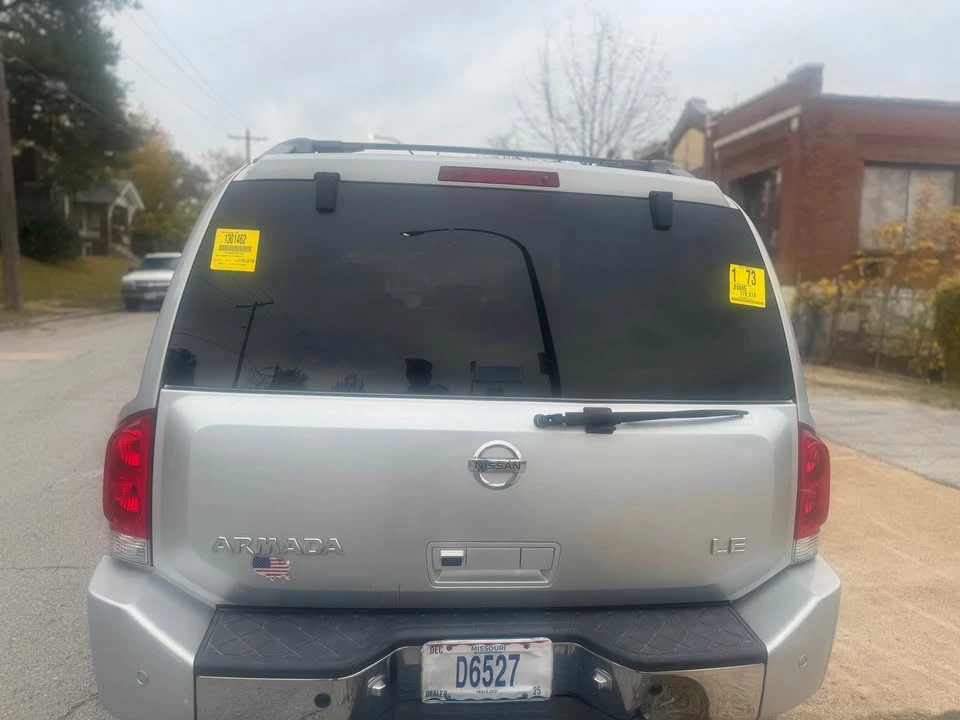2005 Nissan Armada - Image 4 of 5