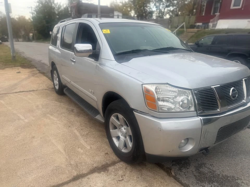 2005 Nissan Armada - Image 2 of 5