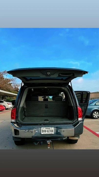 2005 Nissan Armada - Image 3 of 8