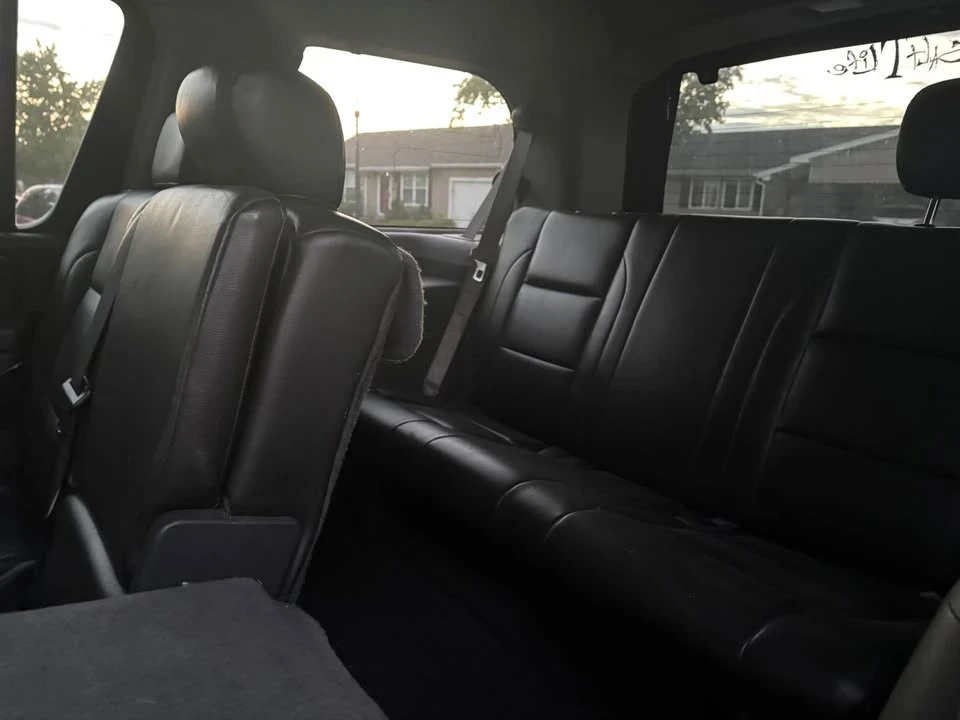 2005 Nissan Armada - Image 2 of 7