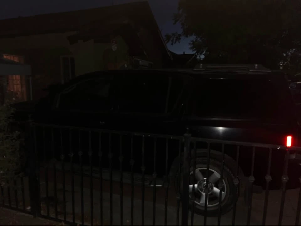2005 Nissan Armada - Image 3 of 4