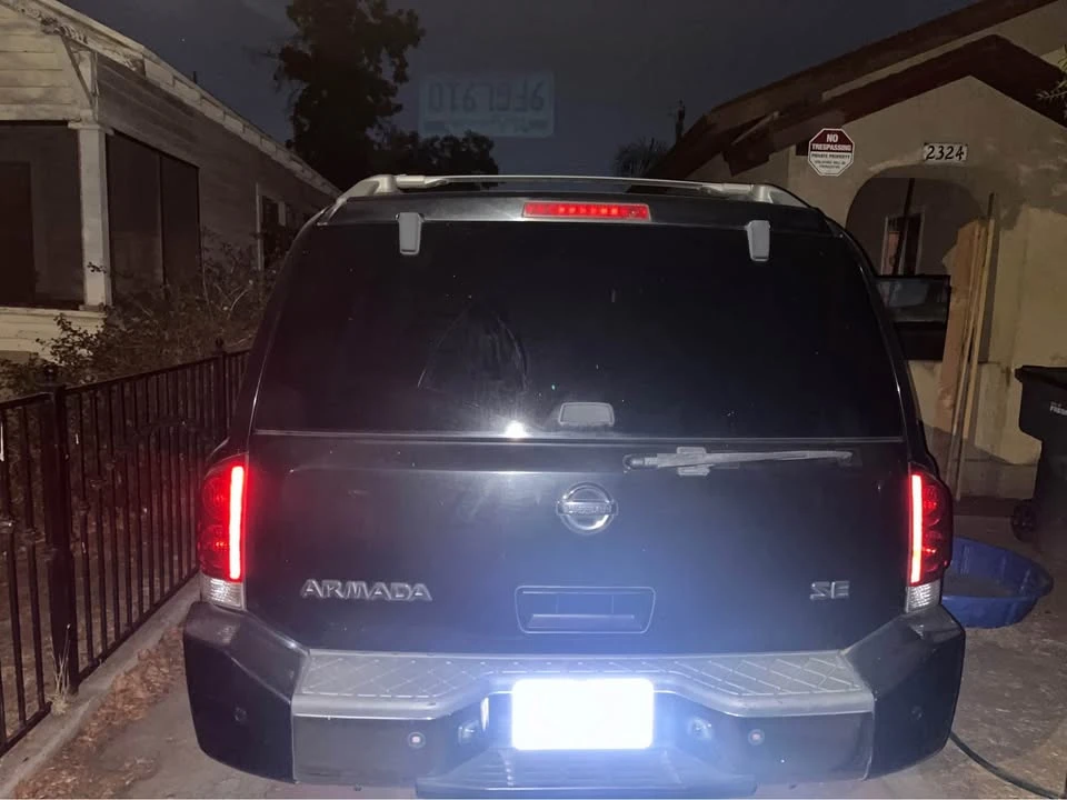2005 Nissan Armada - Image 2 of 4
