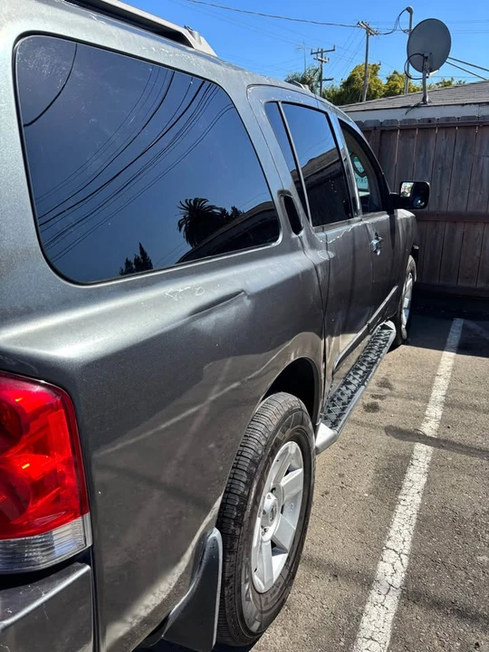 2005 Nissan Armada - Image 3 of 4
