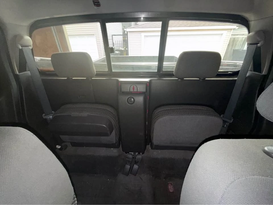2005 Nissan Frontier 2nd Gen - Image 8 of 10