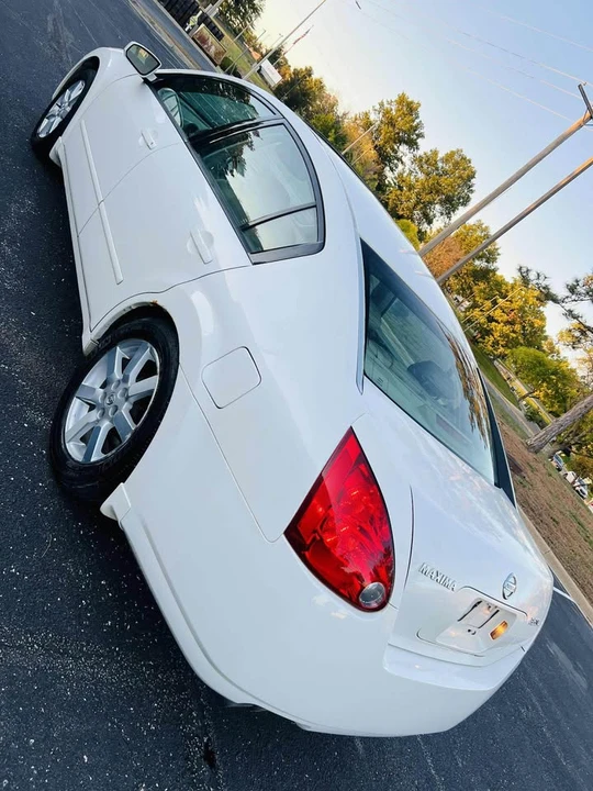 2005 Nissan Maxima 6th Gen - Image 5 of 15