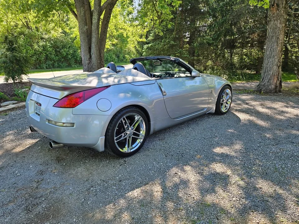 2005 Nissan 350Z 5th Gen - Image 10 of 10
