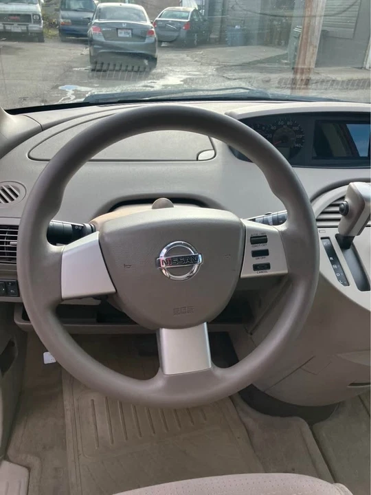 2005 Nissan Quest - Image 7 of 14