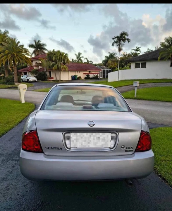 2005 Nissan Sentra 5th Gen - Image 2 of 3