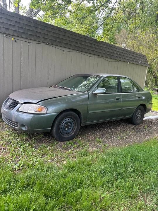 2005 Nissan Sentra 5th Gen - Image 2 of 5