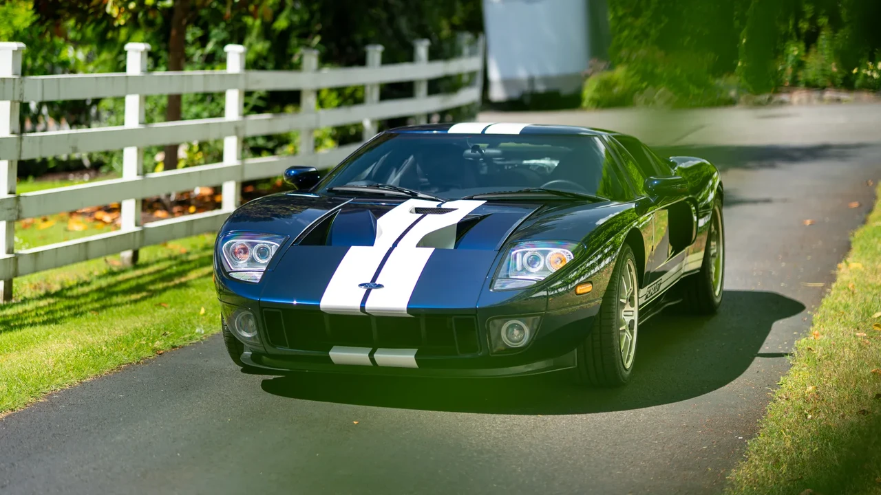 2005 Ford GT 1st Gen - Image 12 of 31