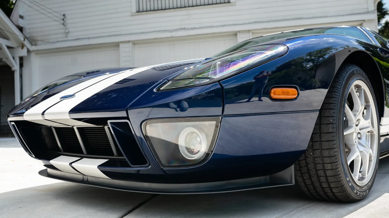 2005 Ford GT 1st Gen - Image 19 of 31