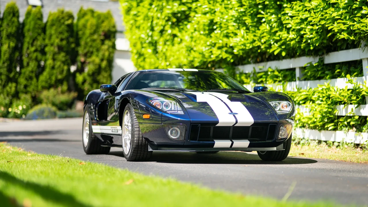 2005 Ford GT 1st Gen - Image 11 of 31