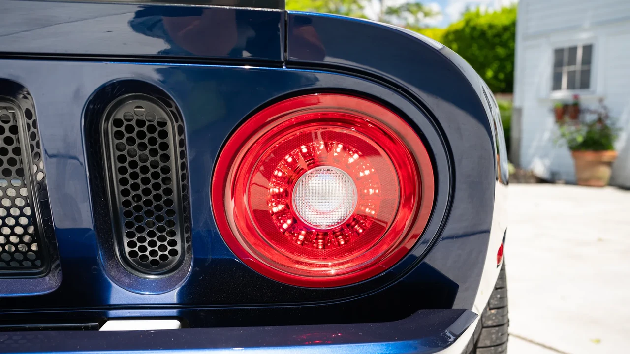 2005 Ford GT 1st Gen - Image 29 of 31