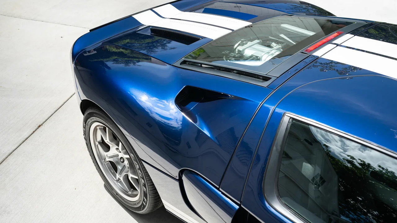 2005 Ford GT 1st Gen - Image 22 of 31