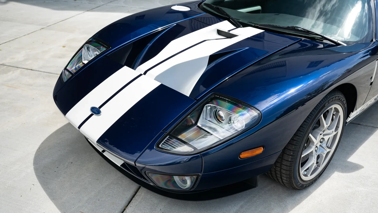 2005 Ford GT 1st Gen - Image 18 of 31