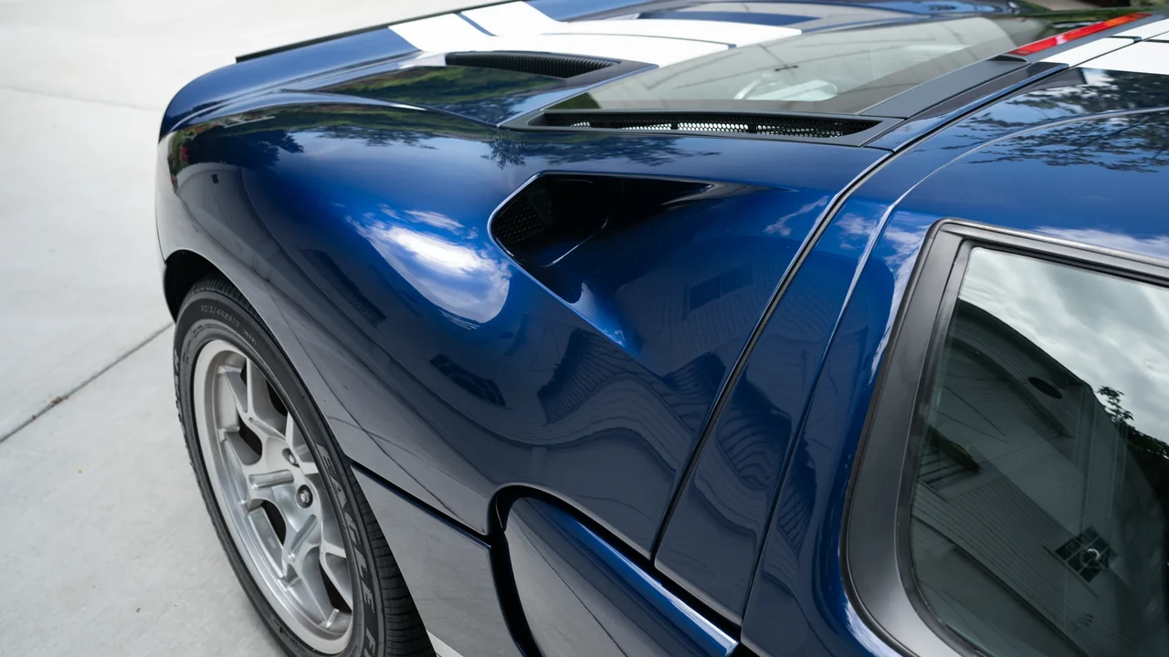 2005 Ford GT 1st Gen - Image 24 of 31