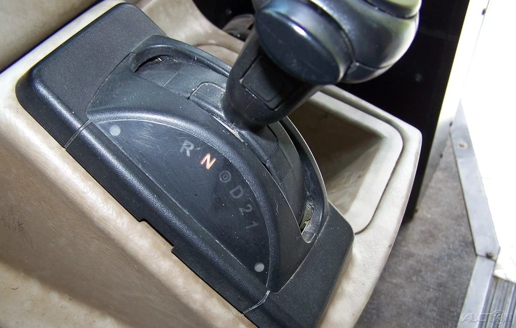 2005 Mercedes-Benz T1N Sprinter - Image 15 of 21