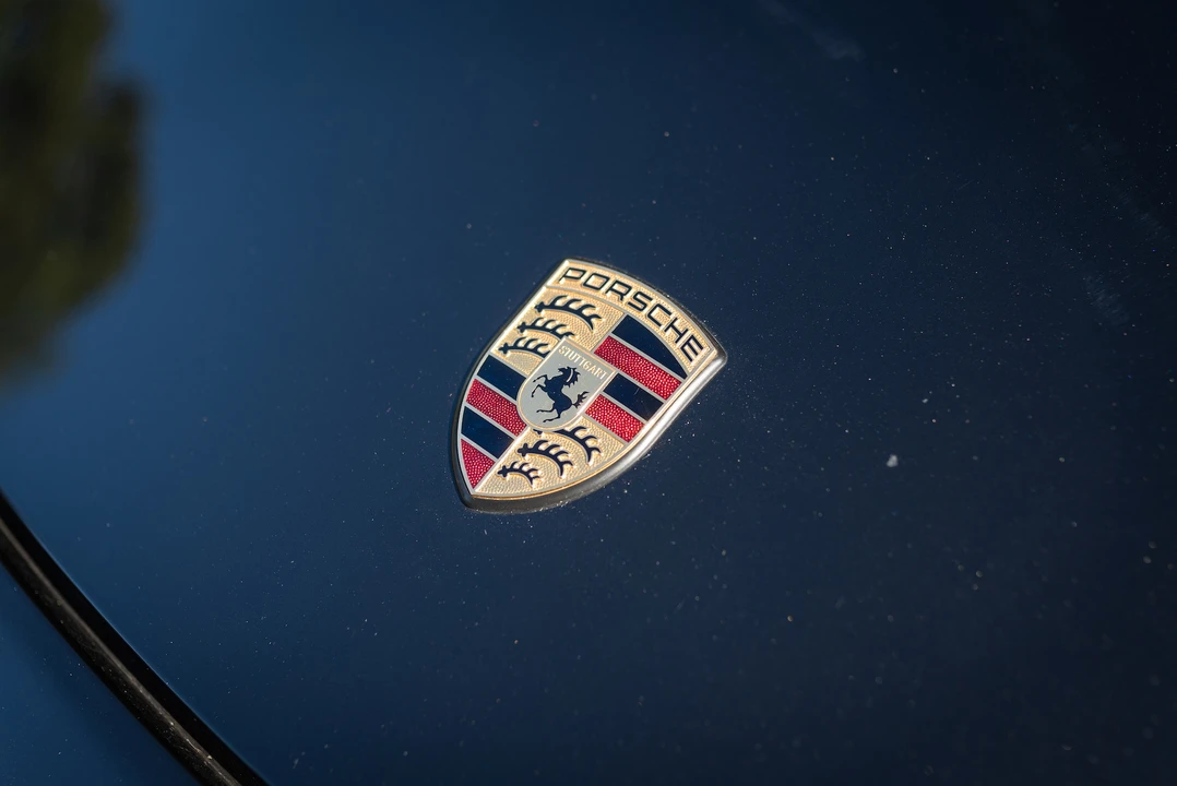 2005 Porsche 996 Turbo - Image 15 of 31