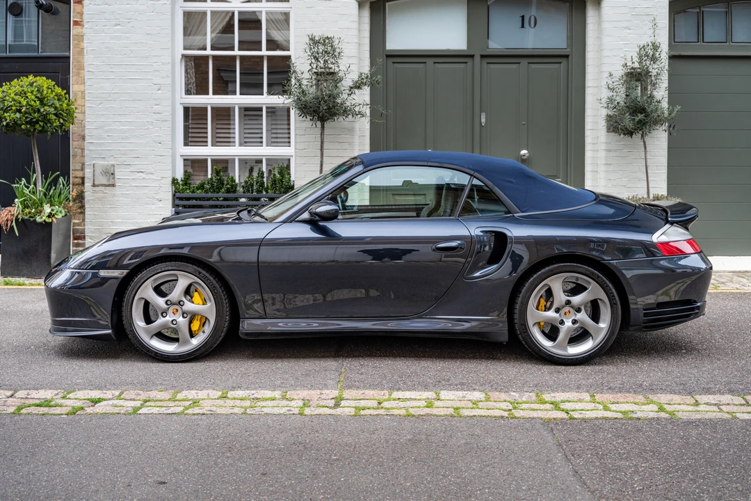 2005 Porsche 996 Turbo - Image 15 of 31