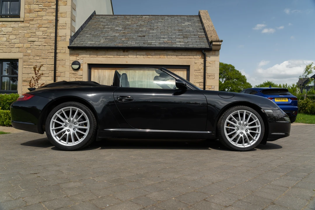 2005 Porsche 997 Carrera - Image 5 of 31