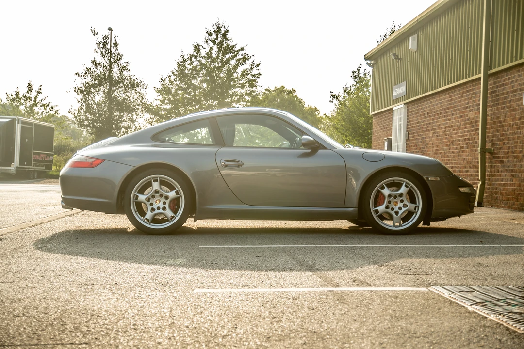 2005 Porsche 997 Carrera S - Image 8 of 31