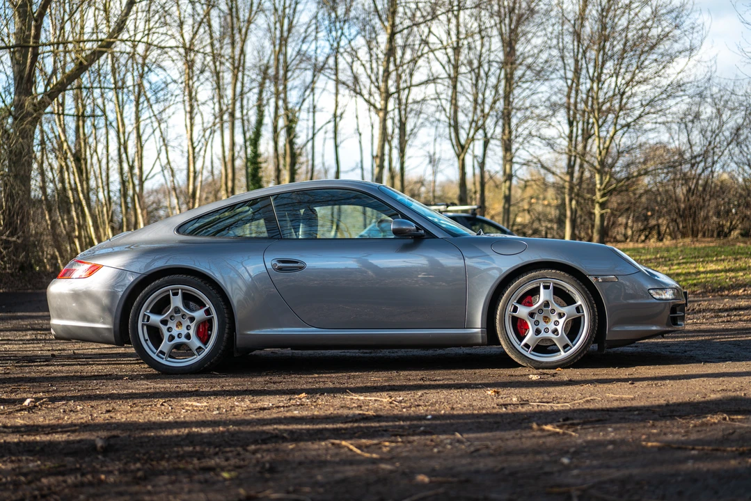 2005 Porsche 997 Carrera S - Image 6 of 31
