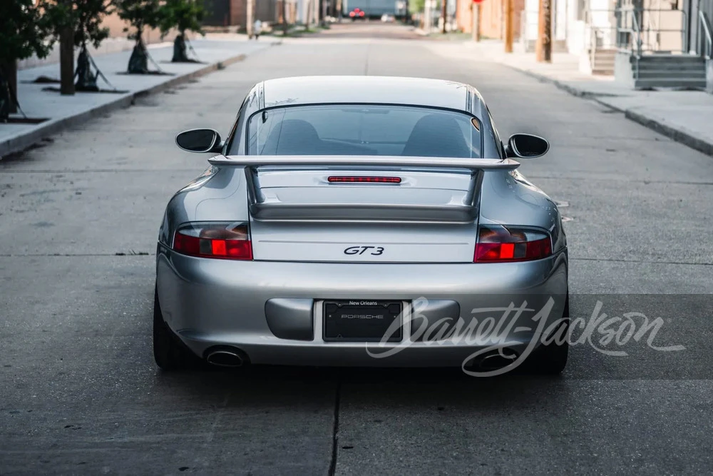 2005 Porsche 911 - Image 8 of 26