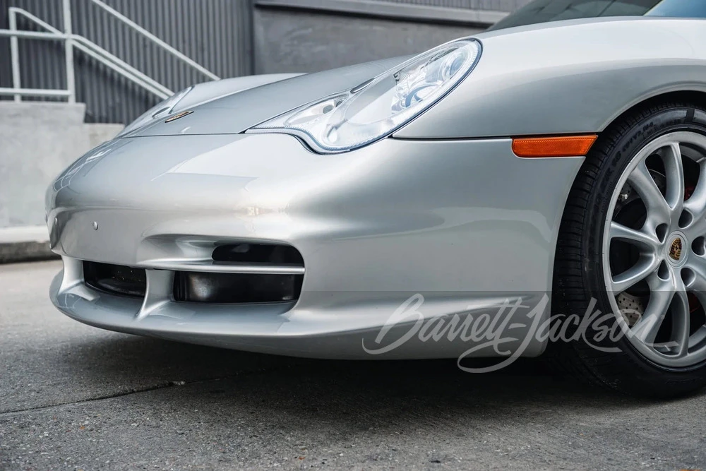 2005 Porsche 911 - Image 11 of 26